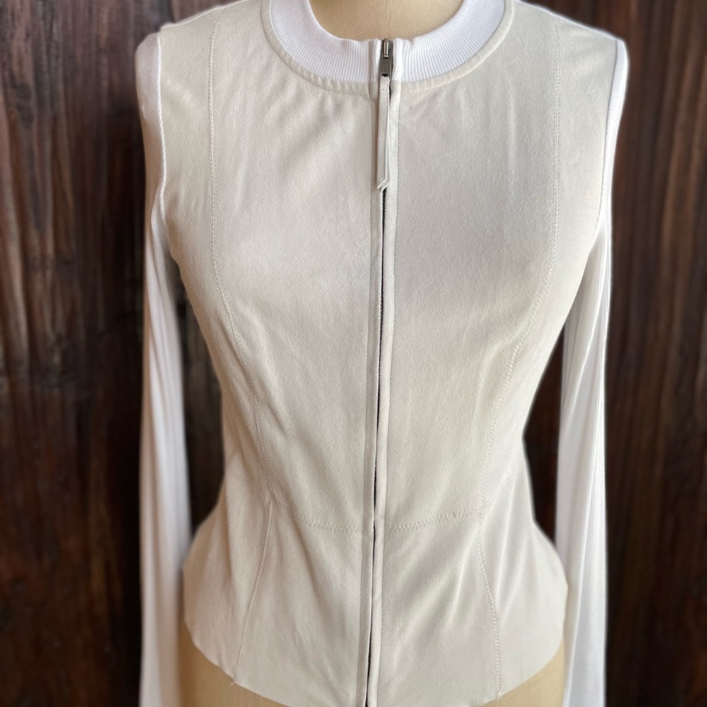 illia Goat Suede and Rib Knit Zip Front Cardigan in Crystal and White